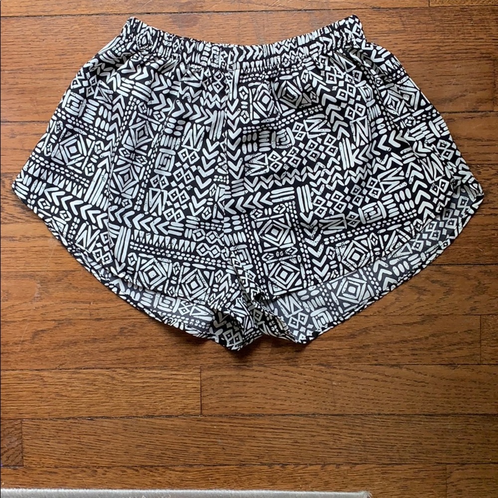 Silk tribal pattern shorts